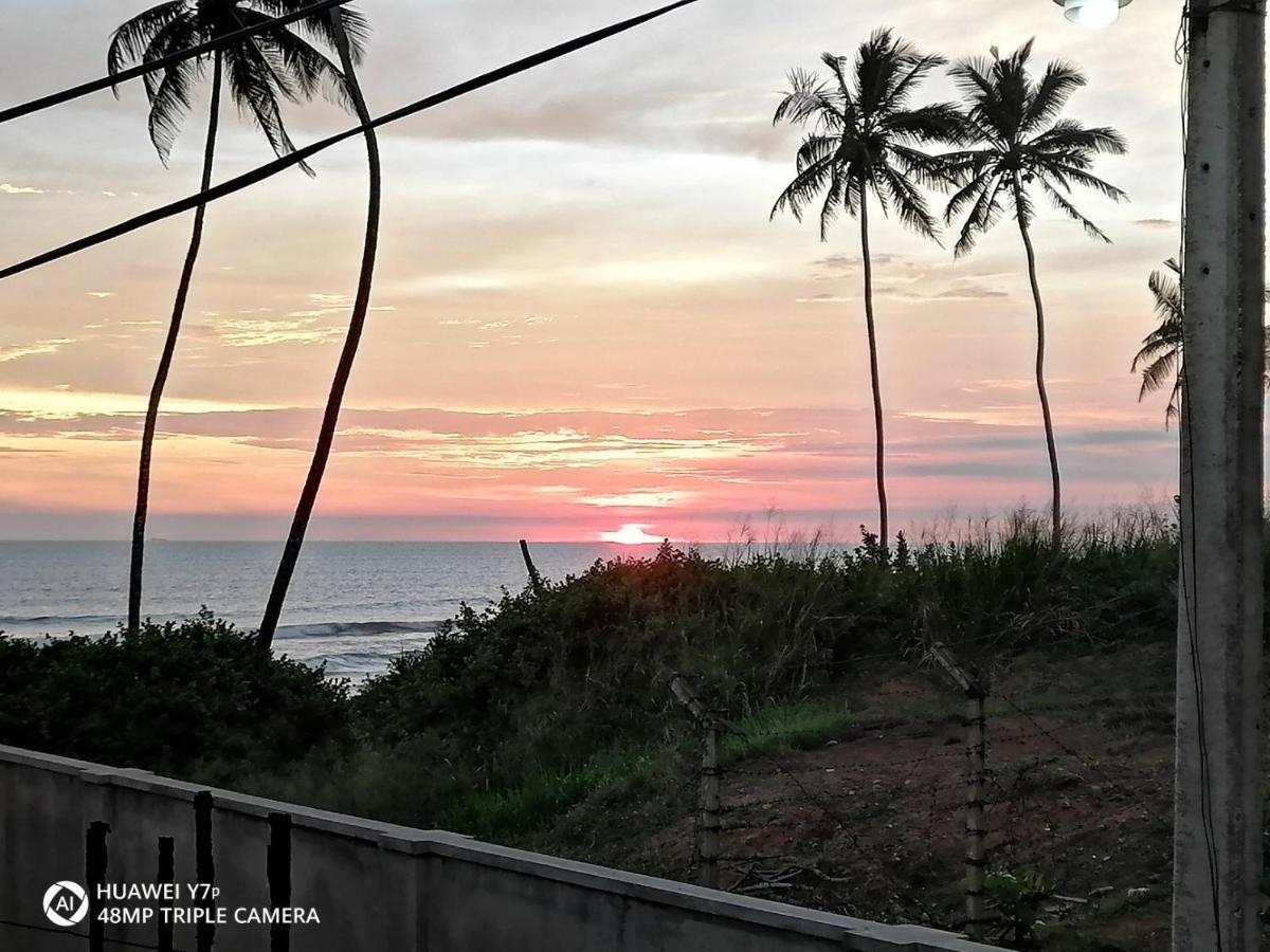 The Ocean Villa At Surf Spot Matara Luaran gambar
