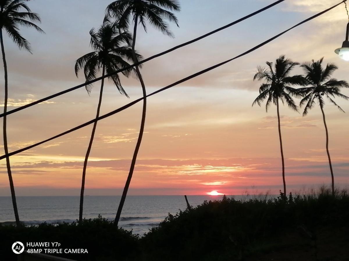 The Ocean Villa At Surf Spot Matara Luaran gambar