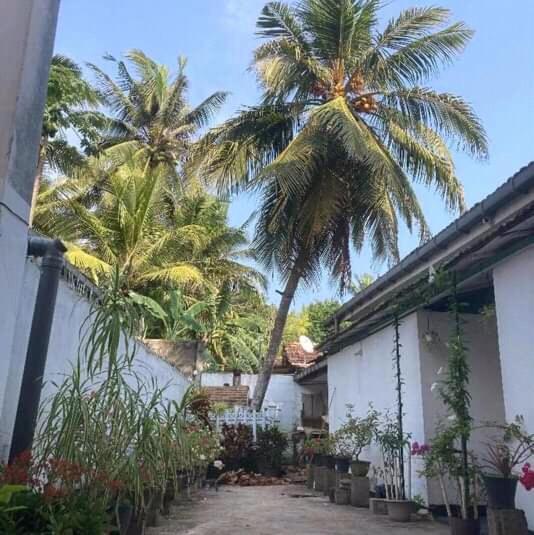 The Ocean Villa At Surf Spot Matara Luaran gambar